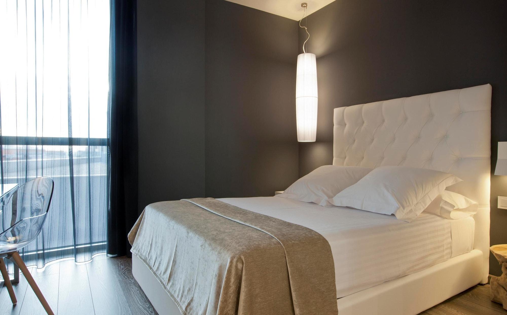 Hotel Sb Plaza Europa L'Hospitalet de Llobregat Bagian luar foto