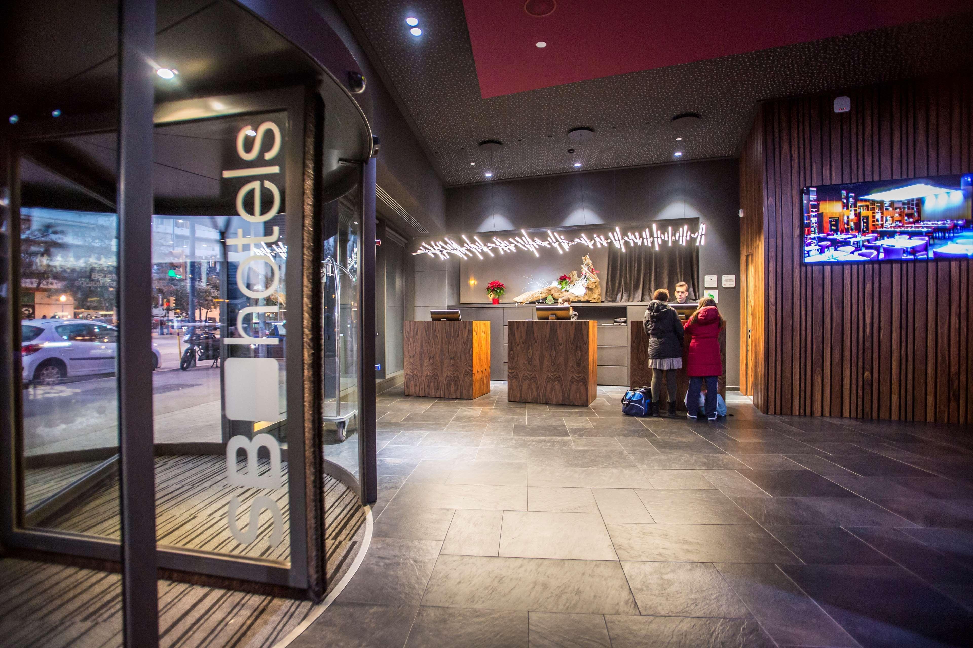 Hotel Sb Plaza Europa L'Hospitalet de Llobregat Bagian luar foto