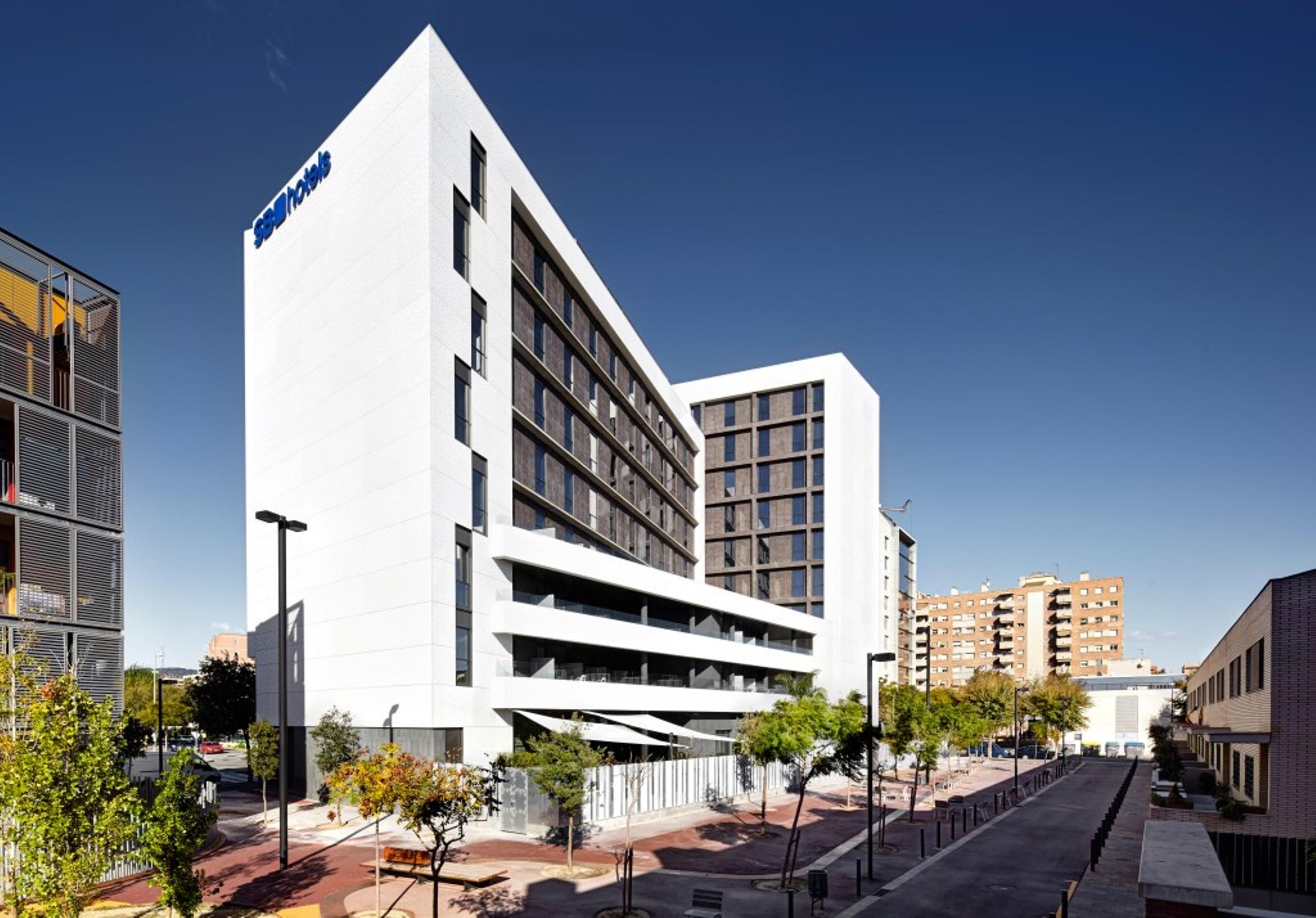 Hotel Sb Plaza Europa L'Hospitalet de Llobregat Bagian luar foto