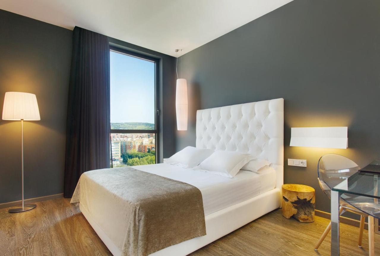 Hotel Sb Plaza Europa L'Hospitalet de Llobregat Bagian luar foto