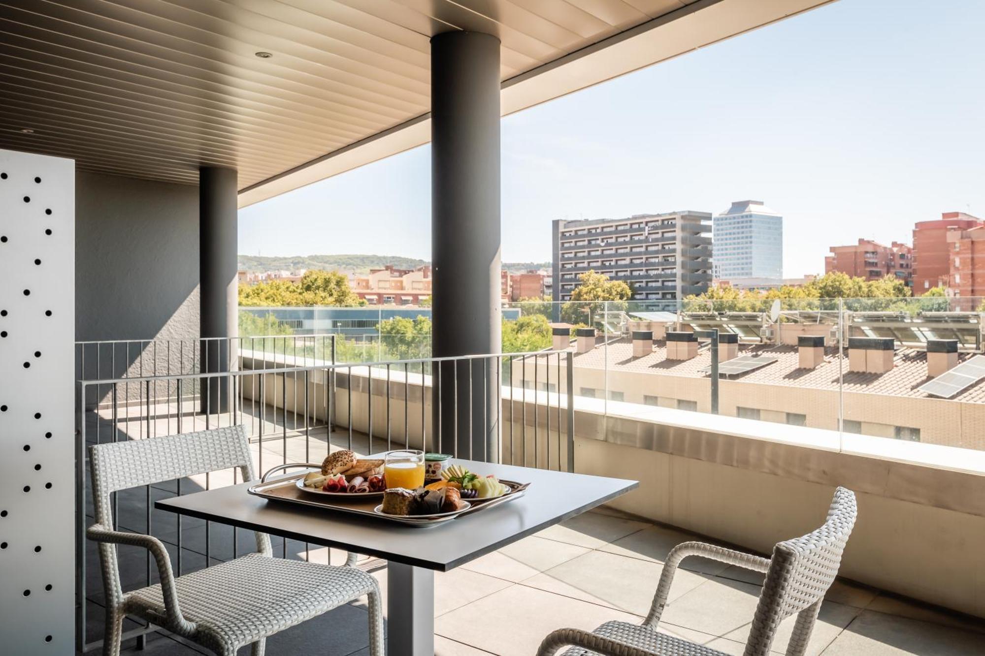 Hotel Sb Plaza Europa L'Hospitalet de Llobregat Bagian luar foto