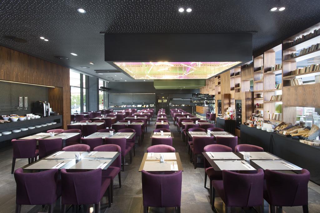 Hotel Sb Plaza Europa L'Hospitalet de Llobregat Bagian luar foto
